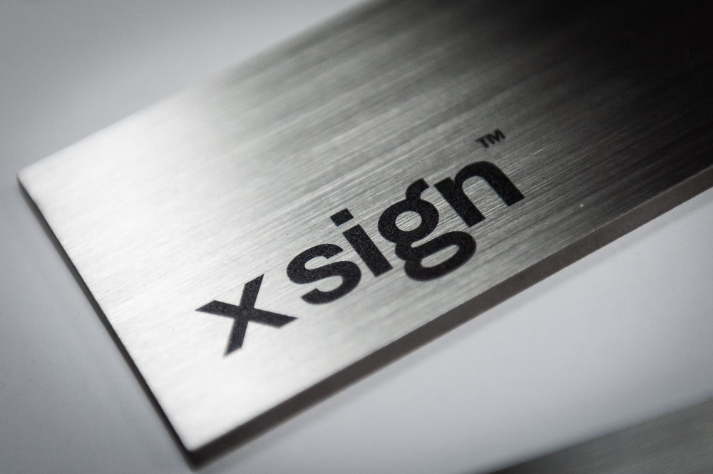xsign logo sign