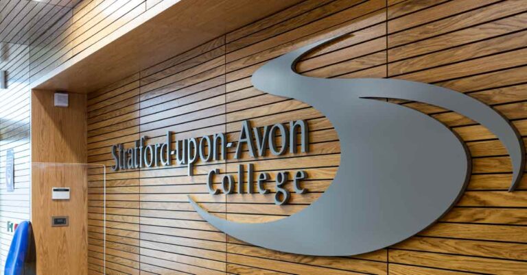 Stratford upon Avon College Reception Sign