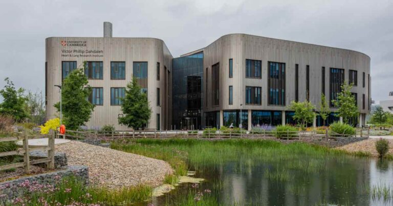 Victor Philip Dahdaleh Heart and Lung Institute